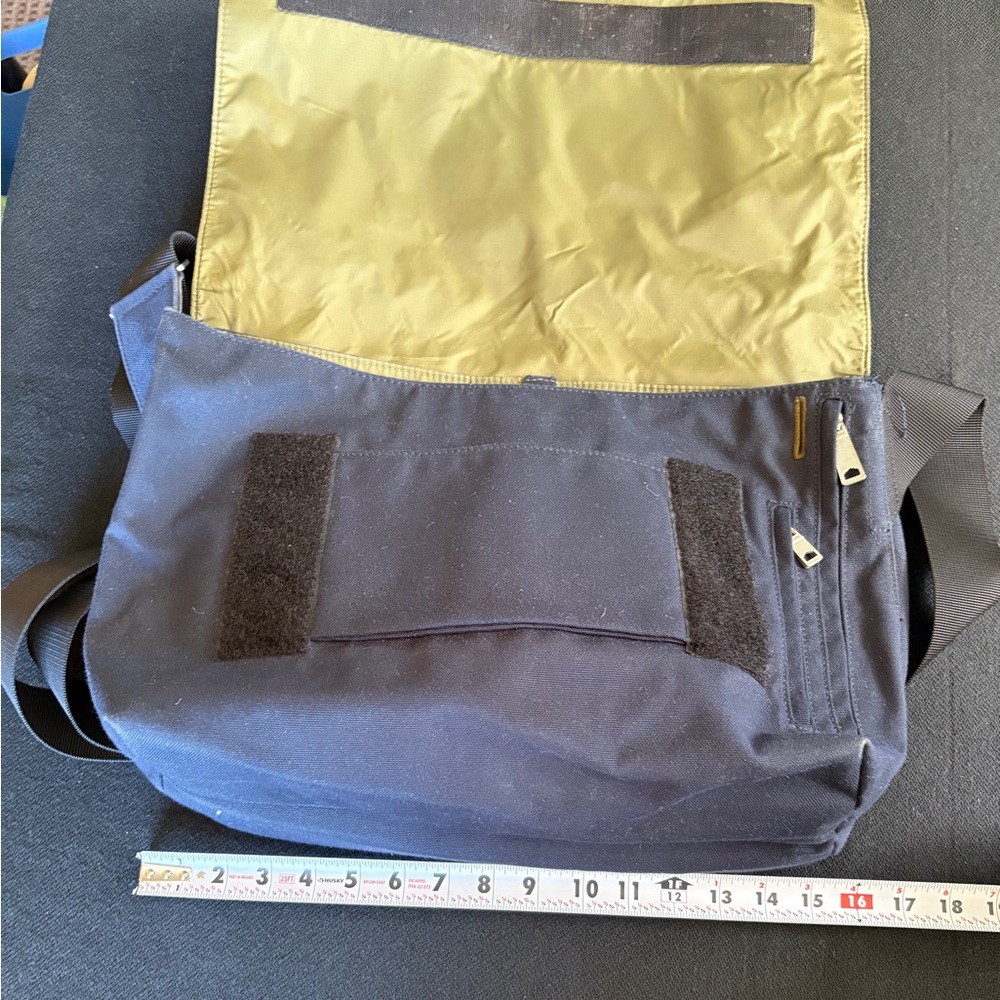 Jack Spade Greene St Canvas Messenger Bag - Picture 9 of 16